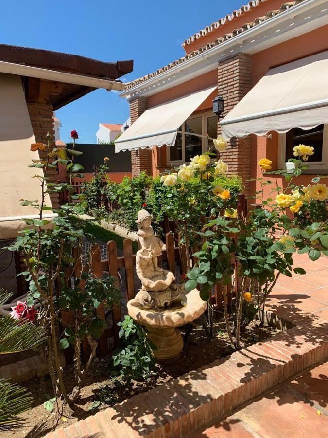 Chalet Con Piscina A 50 M De La Playa . Marbella Dış mekan fotoğraf